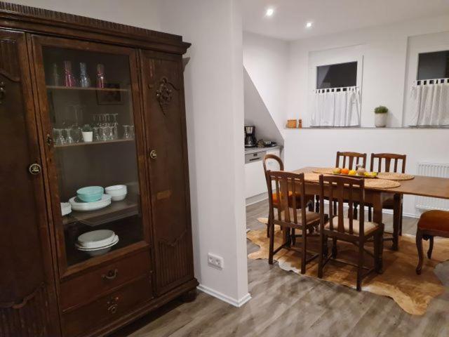 Pilgrims "Rosalie" Grosse Fewo Mit 3 Schlafzimmern, 1Bad, 2 Wc, Balkon, Fast Internet Брилон Экстерьер фото