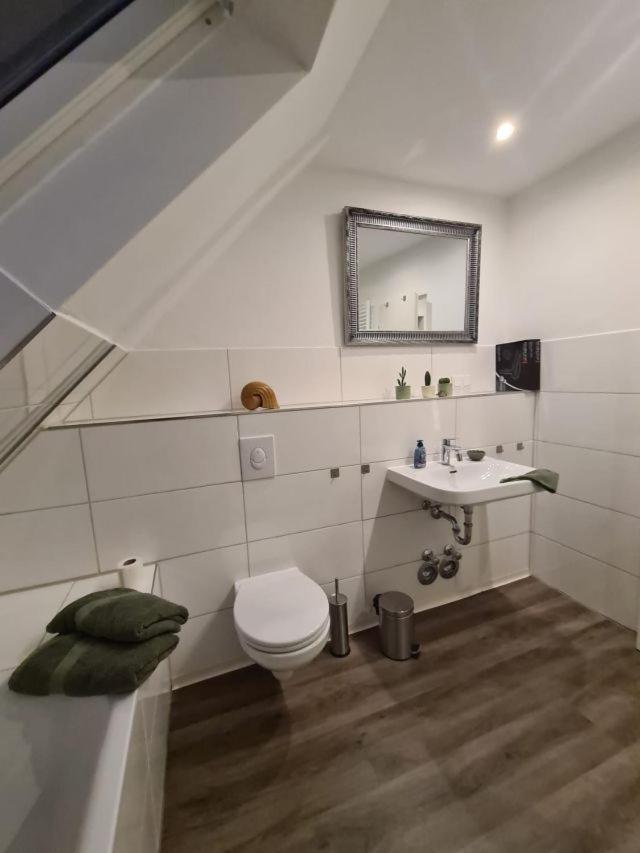 Pilgrims "Rosalie" Grosse Fewo Mit 3 Schlafzimmern, 1Bad, 2 Wc, Balkon, Fast Internet Брилон Экстерьер фото